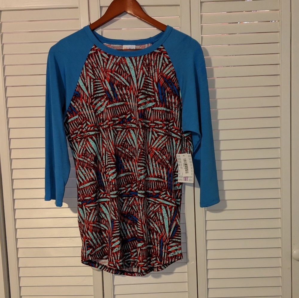 NWT Lularoe Randy shirt